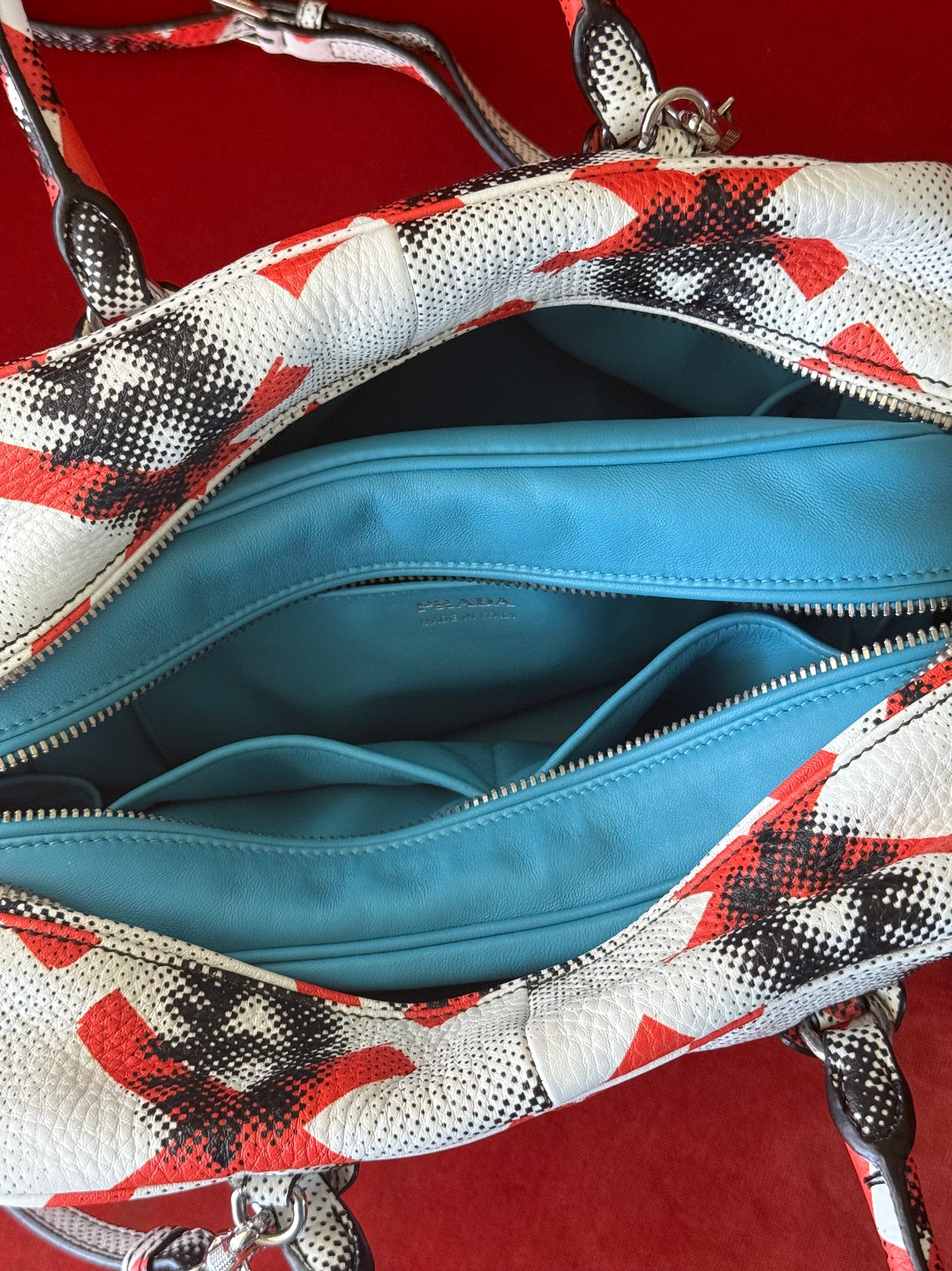 Prada borsa stampa occhi Resort 2016