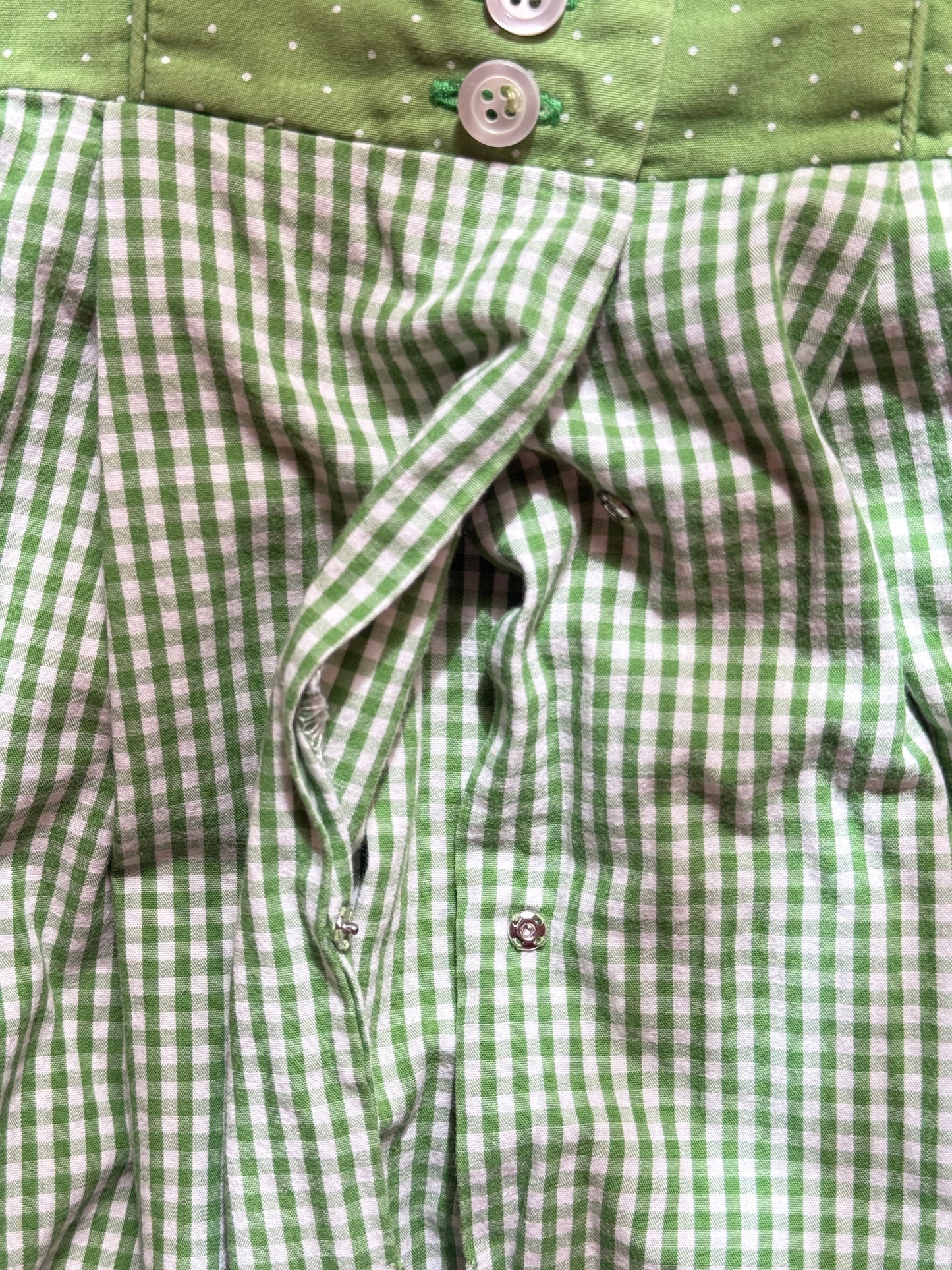 Abito tradizionale tirolese verde