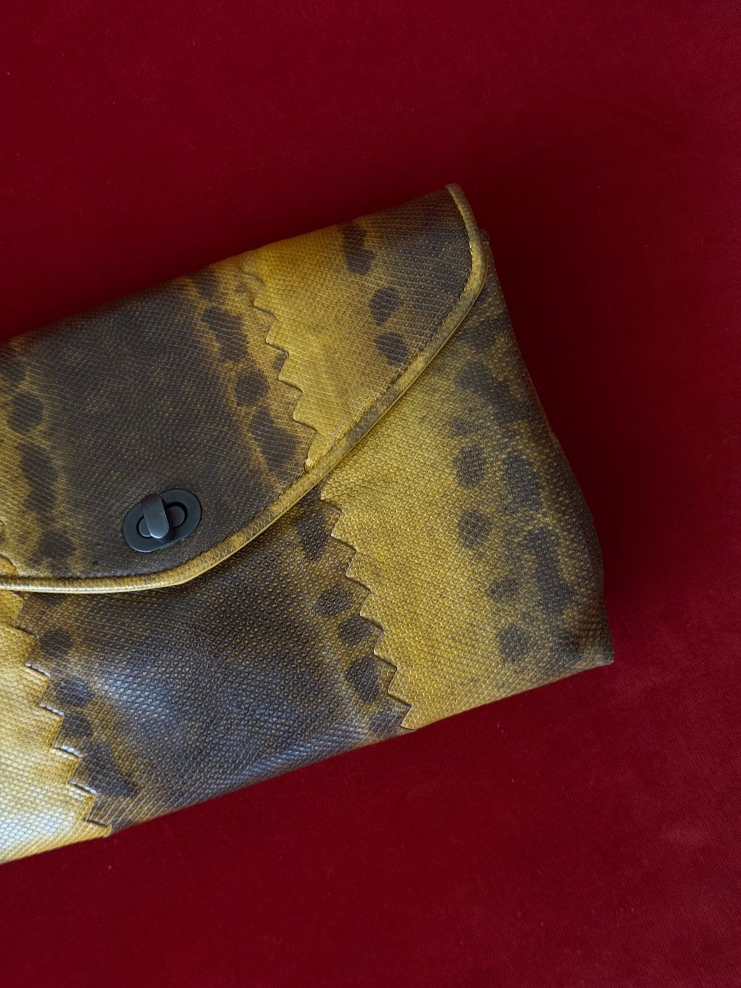 Bottega Veneta clutch in rettile