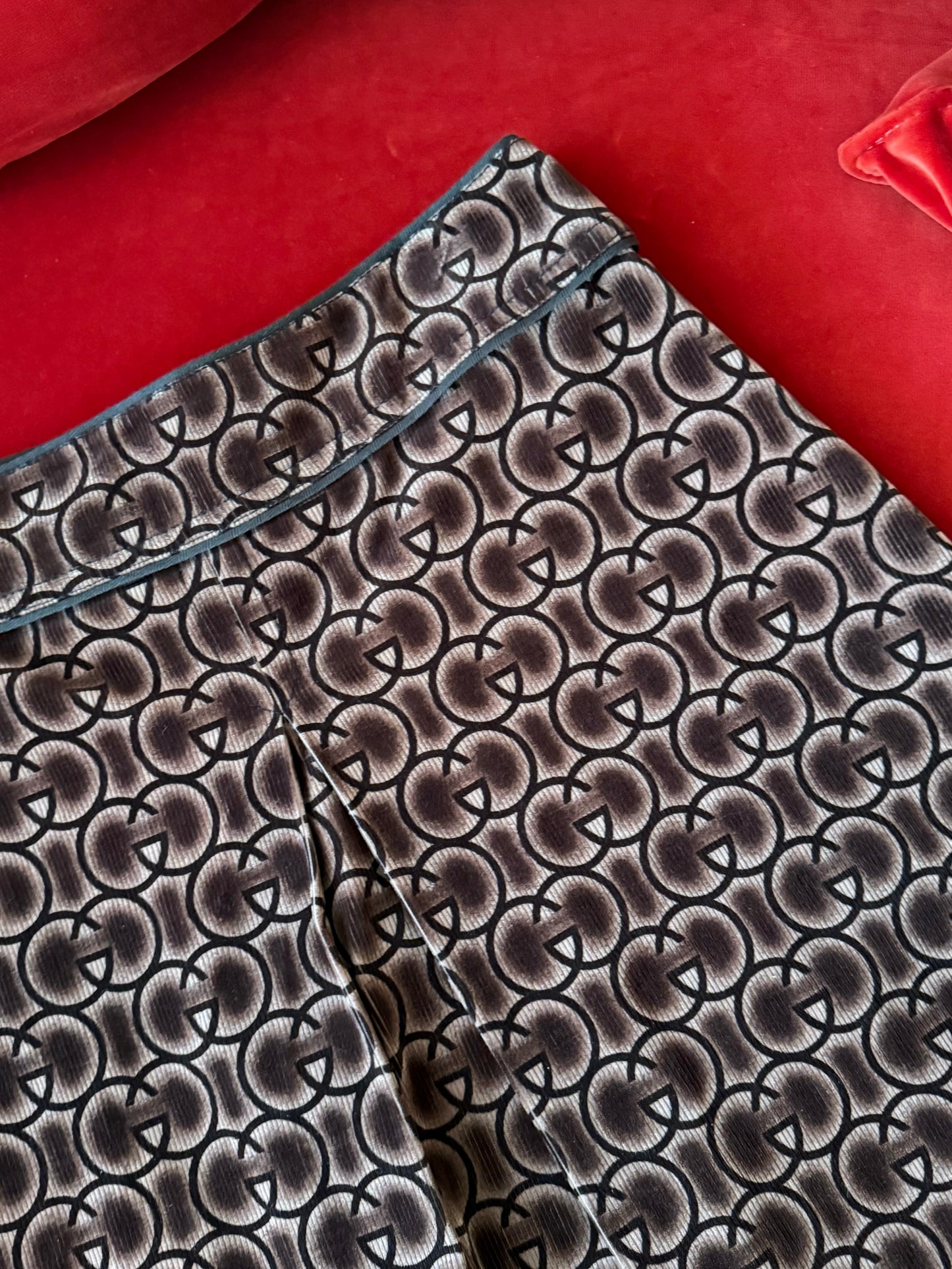 Gucci velvet skirt