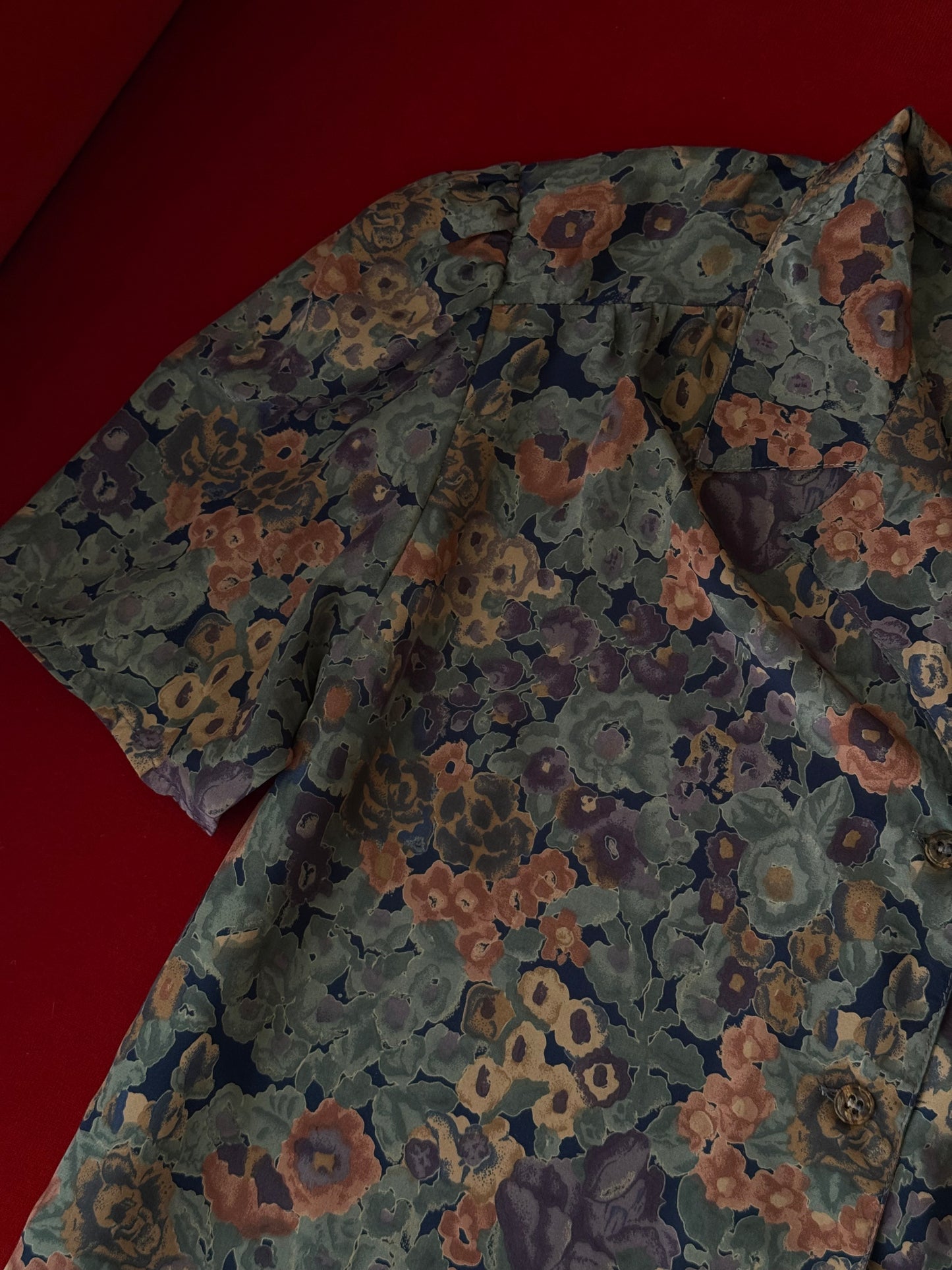 Vintage floral print shirt