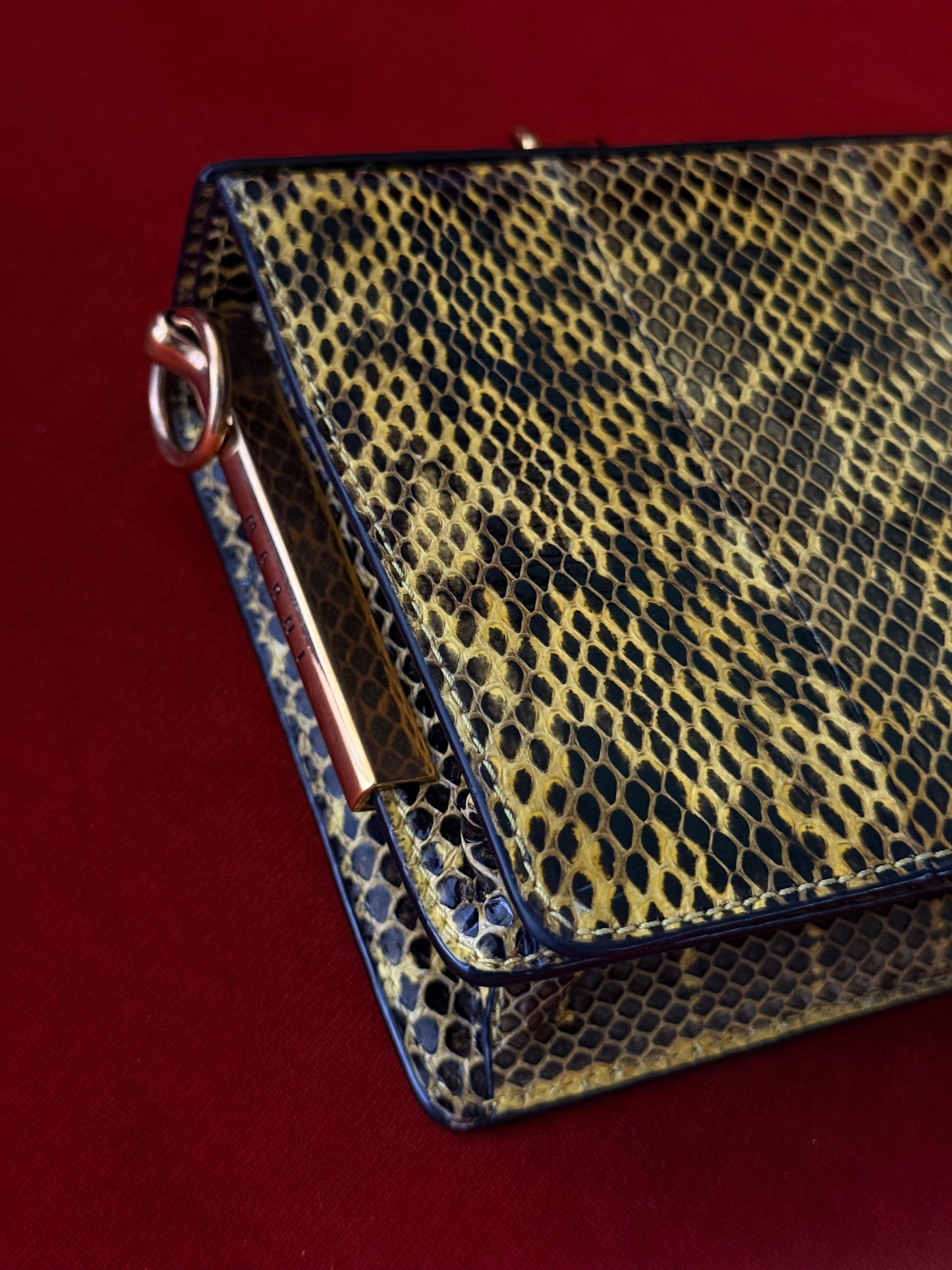 Marni clutch con cerbiatto