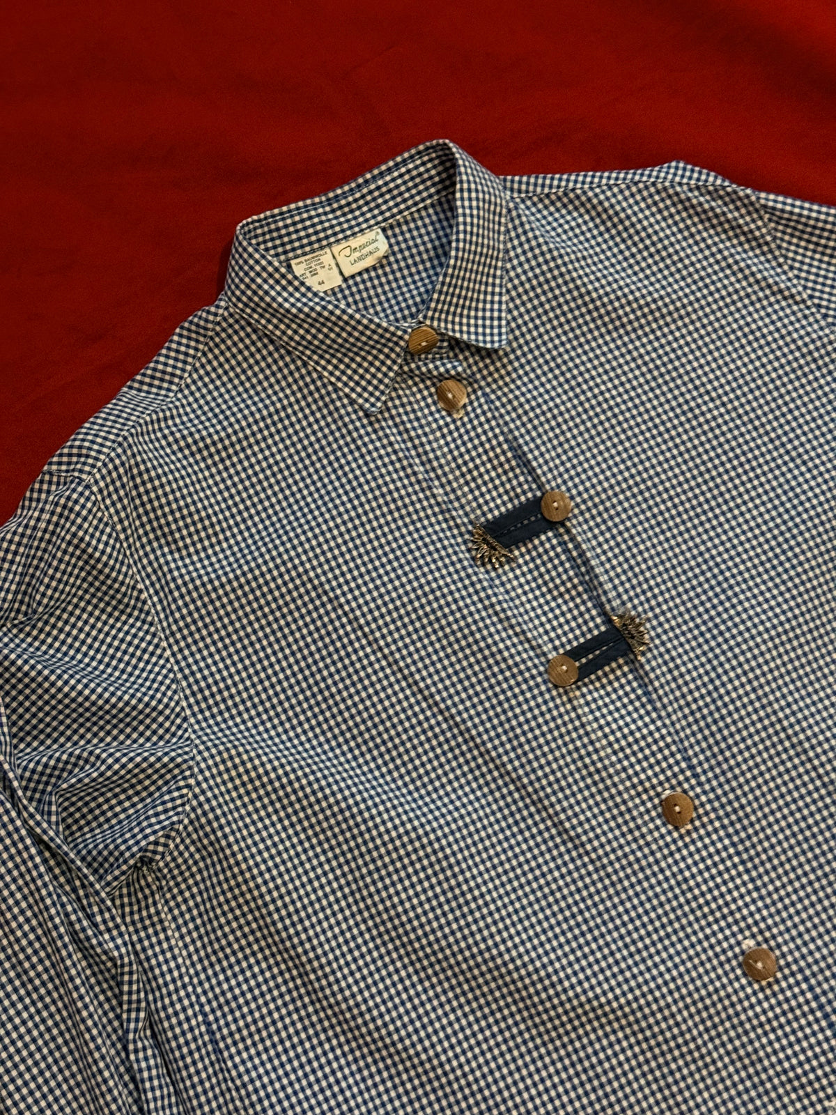 Camicia vintage con bottoni lavorati
