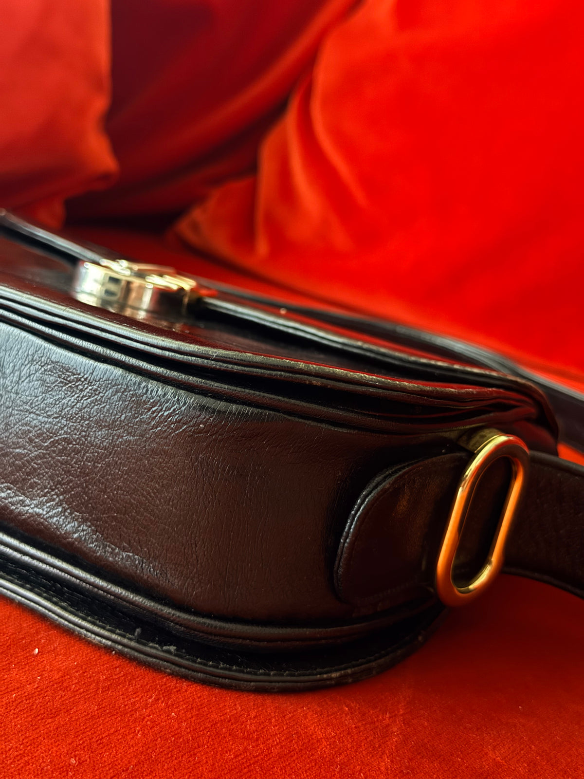 Borsa vintage in pelle blu notte