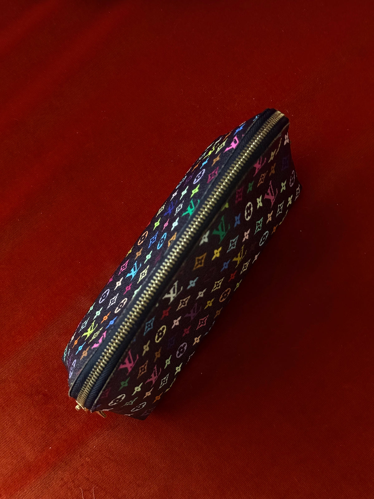 Louis Vuitton "Murakami" necessaire con monogram