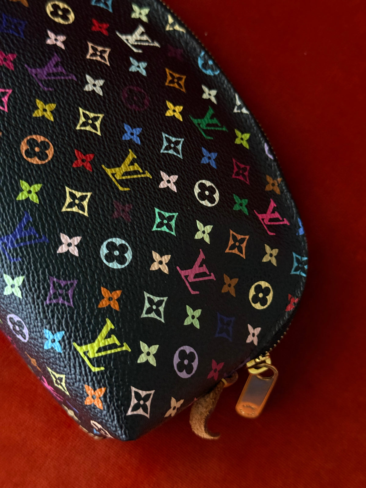 Louis Vuitton "Murakami" necessaire con monogram