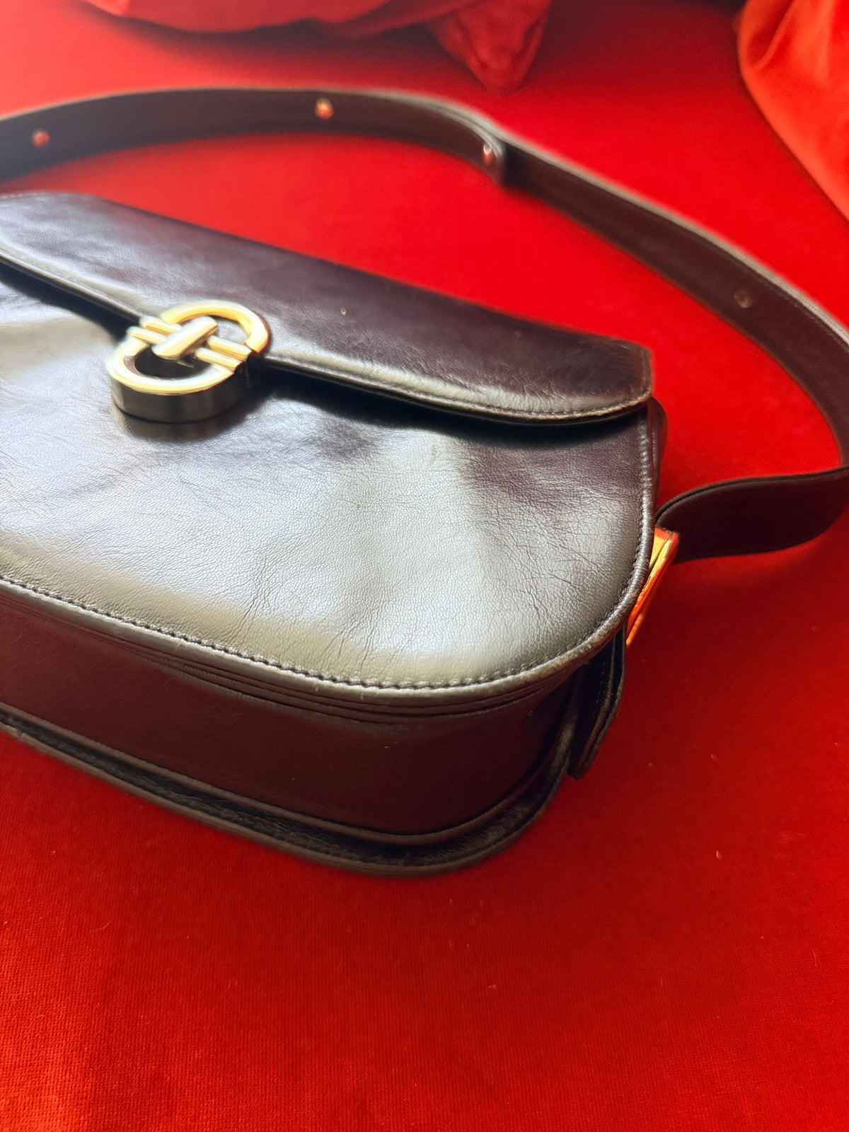 Borsa vintage in pelle blu notte