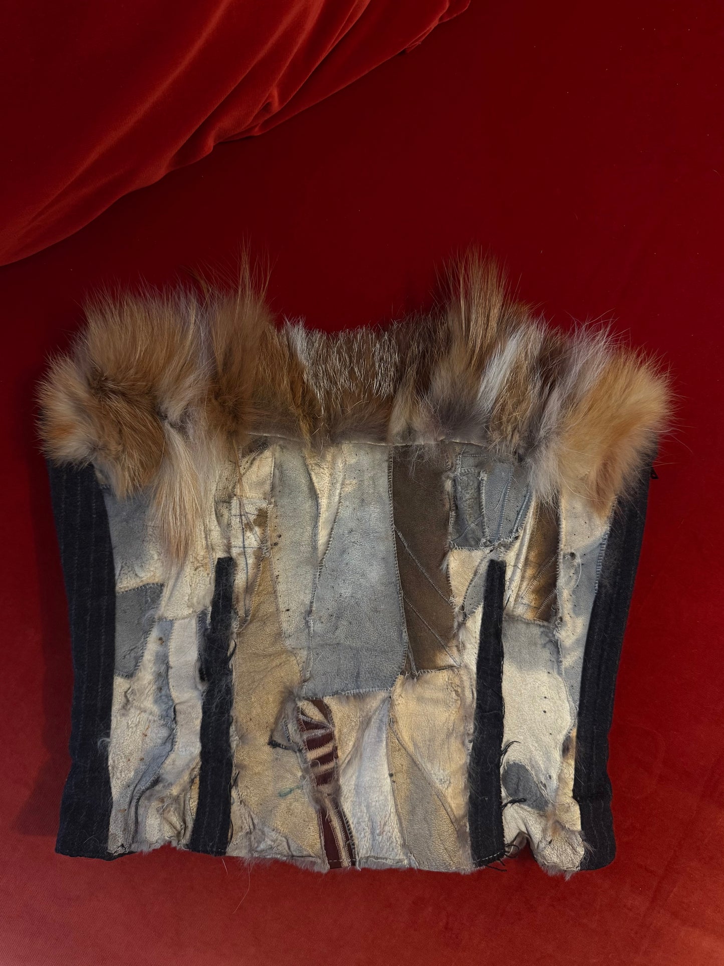 Dior corsetto pelliccia A/I 2001