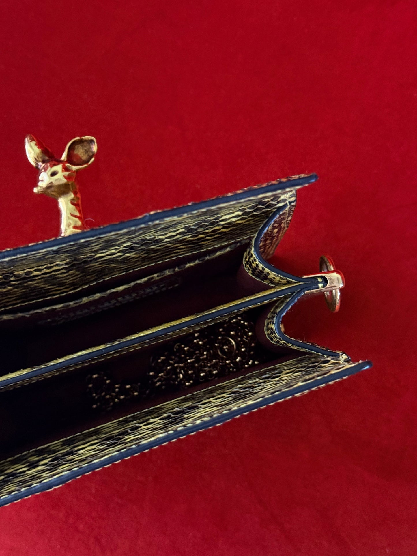 Marni clutch con cerbiatto