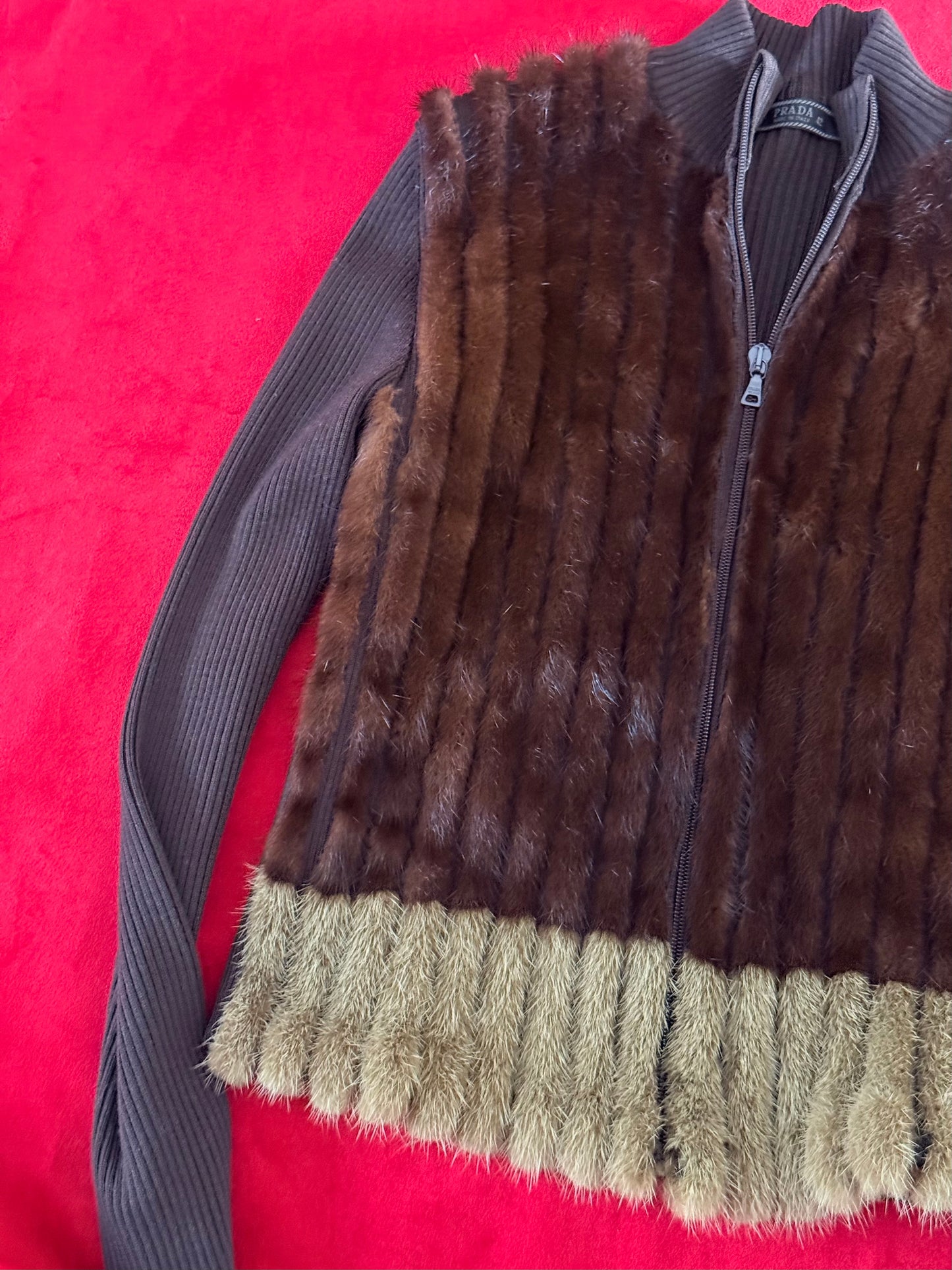 Prada maglione con inserti in visone A/I 1999