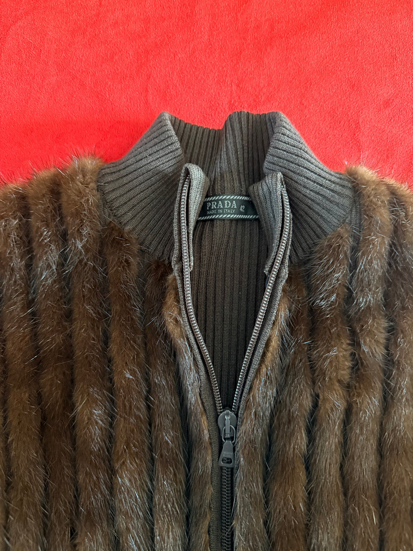 Prada maglione con inserti in visone A/I 1999