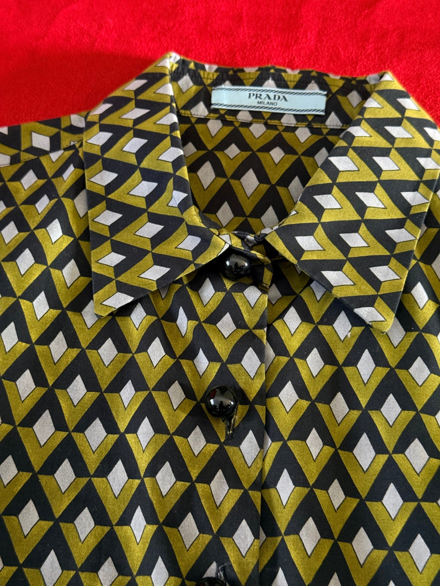 Prada camicia geometrica A/I 2012