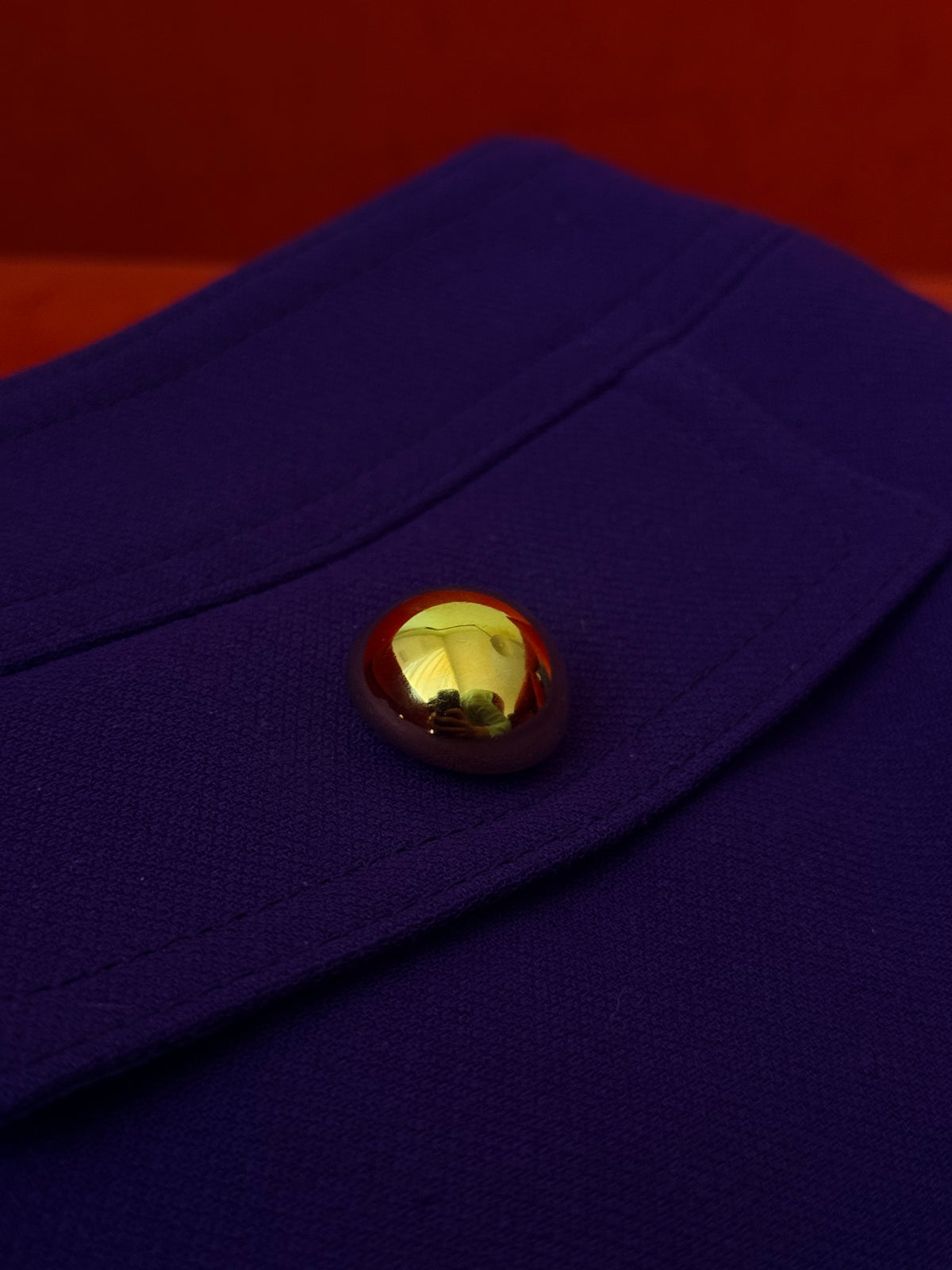 Prada gonna con bottoni oro