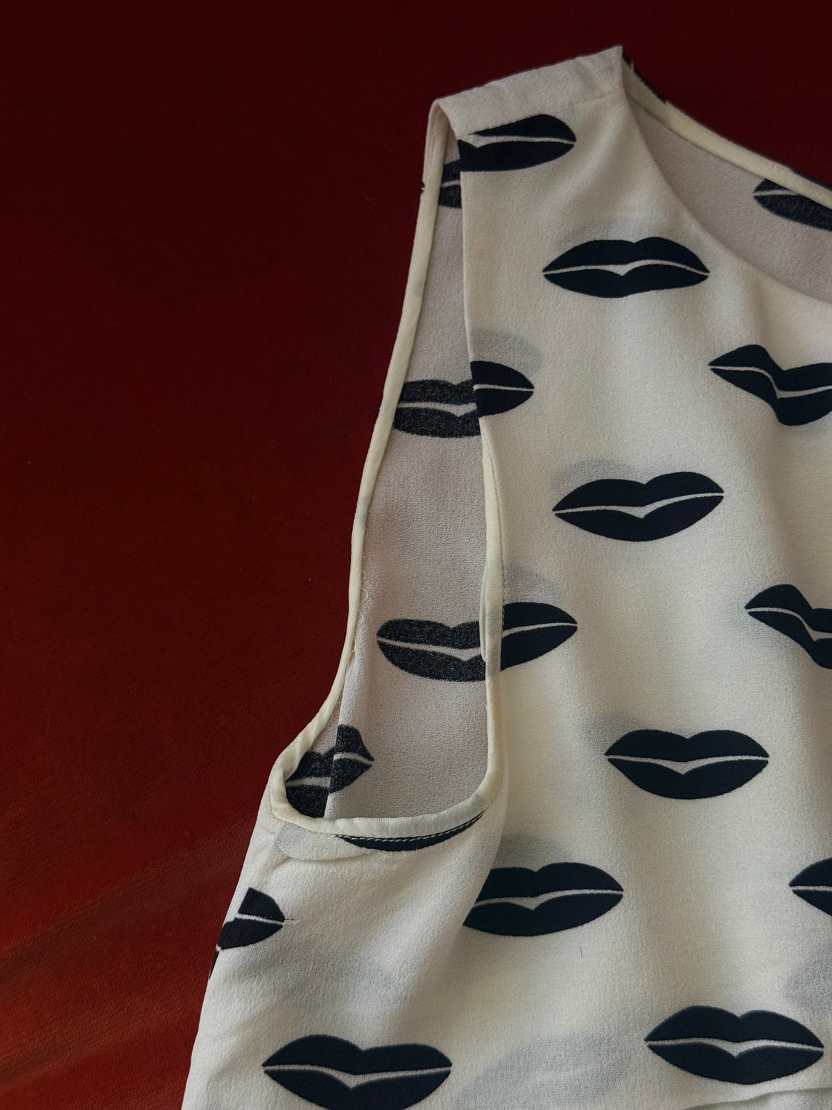 Prada “lips” top Resort 2012
