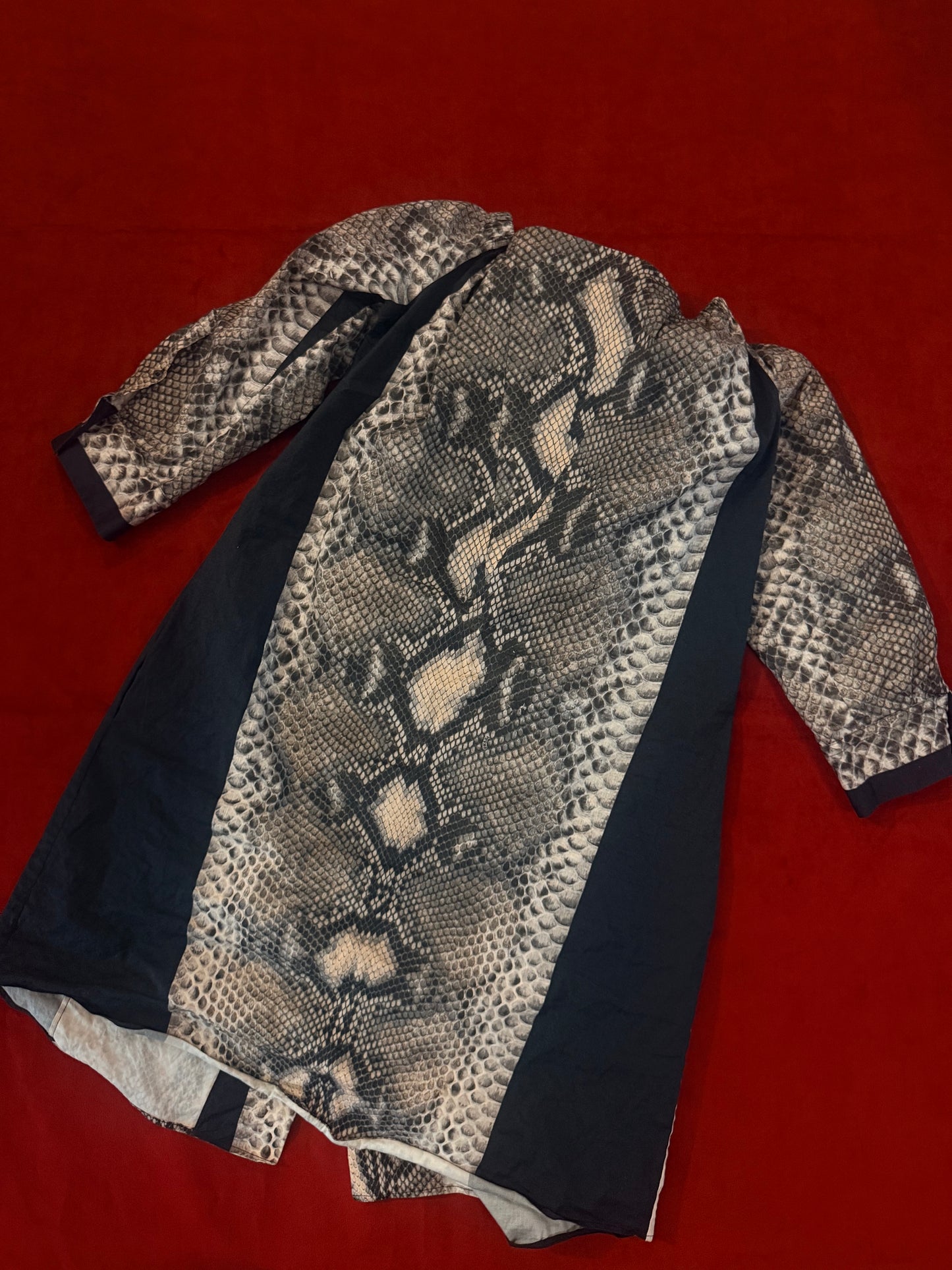 Prada soprabito stampa pitone P/E 2009