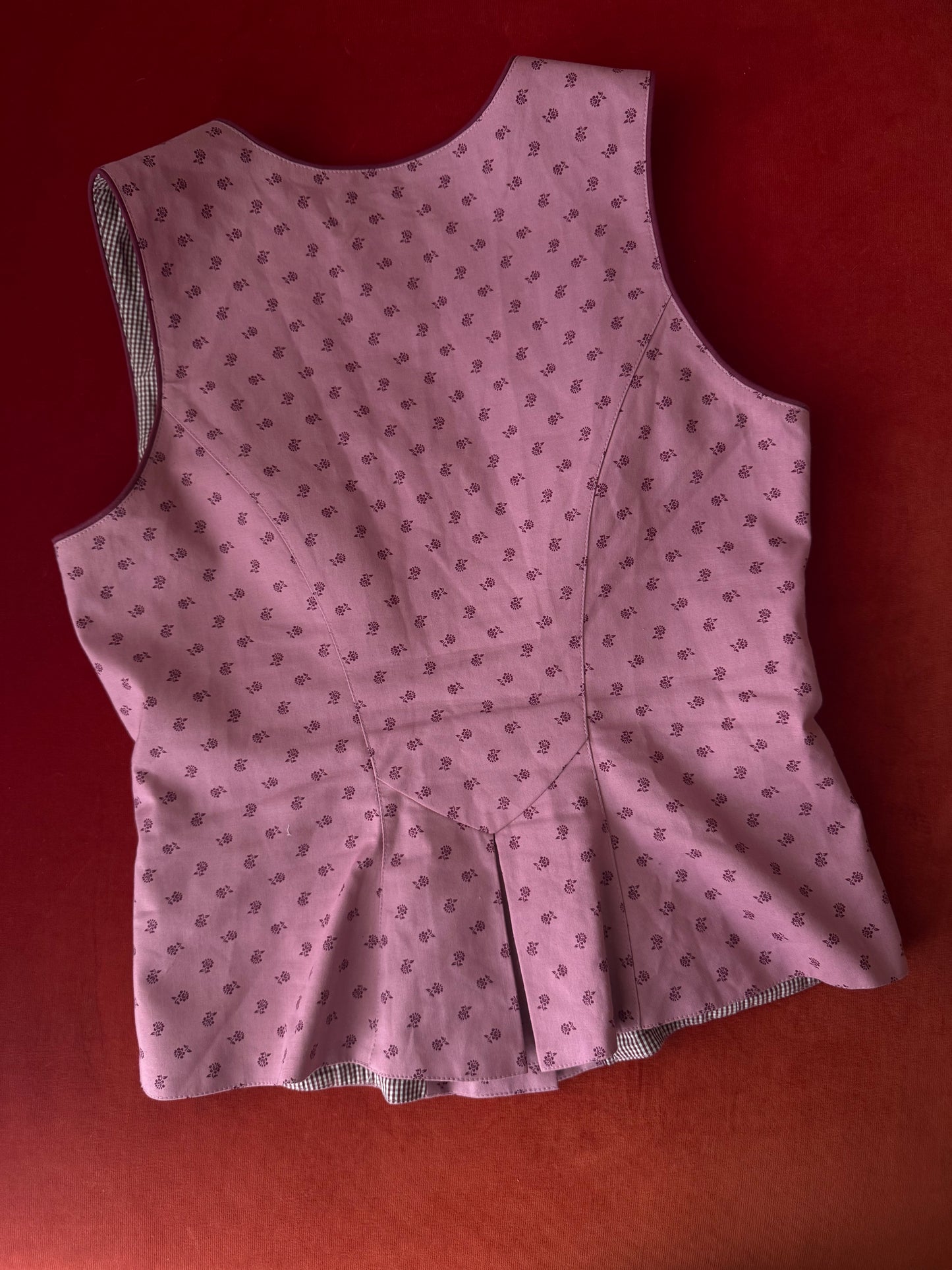 Vintage Tyrolean top with buttons